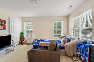 142 Queensberry Ct, Greensboro, NC 27405 - Photo 18