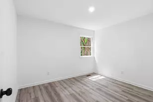 2308 Stonesthrow Ct, Raleigh, NC 27610 - Photo 16