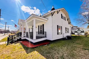 201 N Massey St, Selma, NC 27576 - Photo 2