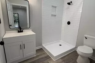 302 W 1st St, Princeton, NC 27569 - Photo 10