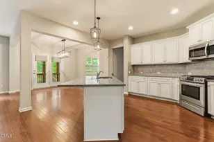 1104 Broadcreek Dr, Fuquay Varina, NC 27526 - Photo 10