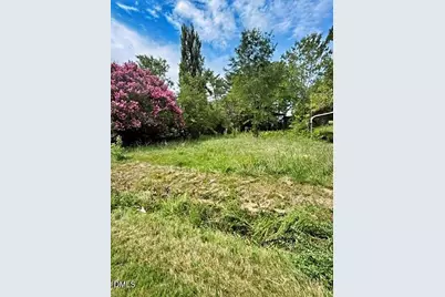 323 Pemberton Street, Yanceyville, NC 27379 - Photo 1