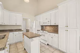 113 Lake Point Dr, Clayton, NC 27527 - Photo 14