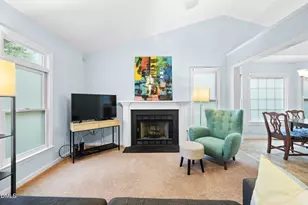 6 Bentwood Pl, Durham, NC 27703 - Photo 8