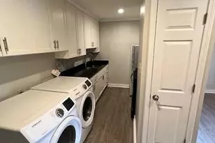 909 E Davie St, Raleigh, NC 27601 - Photo 2