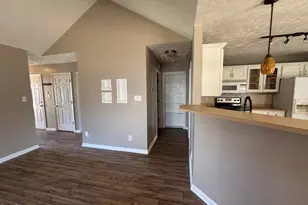 337 Americana Dr, Raeford, NC 28376 - Photo 6