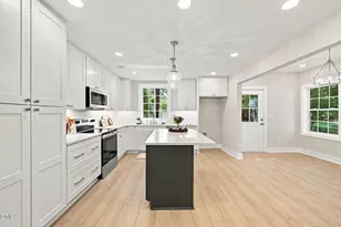 406 N Webb St, Selma, NC 27576 - Photo 8