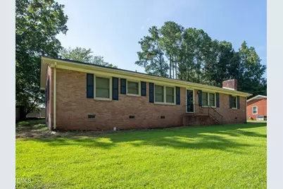 609 Page Street, Clayton, NC 27520 - Photo 2
