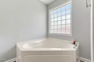 370 Bubble Creek Ct, Fayetteville, NC 28311 - Photo 26