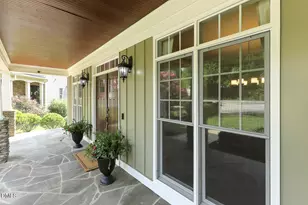 105 Bellagio Dr, Apex, NC 27539 - Photo 4