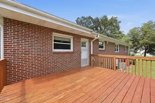 315 Robbins Rd, Durham, NC 27703 - Photo 22