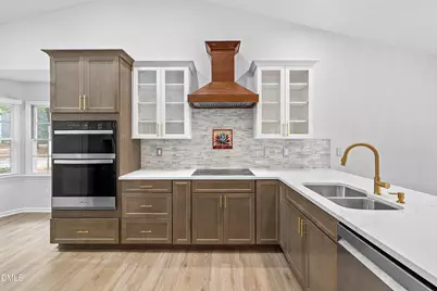 1201 Deptford Court, Raleigh, NC 27609 - Photo 16