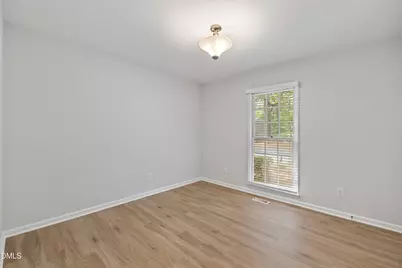 1201 Deptford Court, Raleigh, NC 27609 - Photo 36