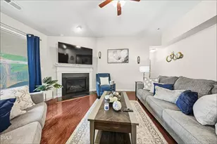 828 Poplar St, Durham, NC 27703 - Photo 4