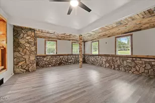 3645 Hicksboro Rd, Henderson, NC 27537 - Photo 14