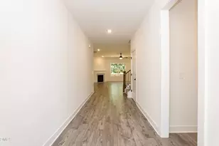 619 Melrose Ct, Sanford, NC 27330 - Photo 4