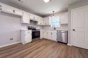 702 S Fayetteville Ave, Dunn, NC 28334 - Photo 6