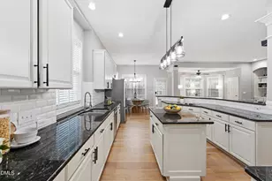 112 Myers Farm Ct, Cary, NC 27519 - Photo 2