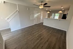 1006 Peony Ln, Youngsville, NC 27596 - Photo 4