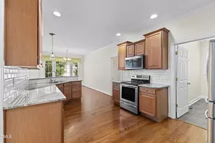12104 Pawleys Mill Cir, Raleigh, NC 27614 - Photo 16