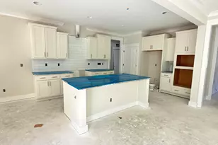 93 Bandelier Dr, Selma, NC 27576 - Photo 2