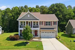 8109 Fieldcrest Ln, Fuquay Varina, NC 27526 - Photo 2