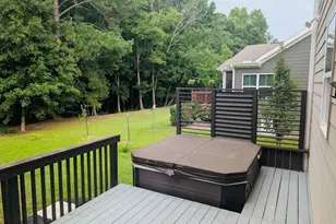 8109 Fieldcrest Ln, Fuquay Varina, NC 27526 - Photo 4