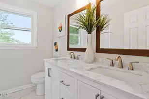 601 West St, Selma, NC 27576 - Photo 18