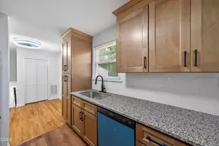 2106 Southgate Dr, Raleigh, NC 27610 - Photo 20