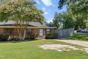 800 W Anderson St, Selma, NC 27576 - Photo 8