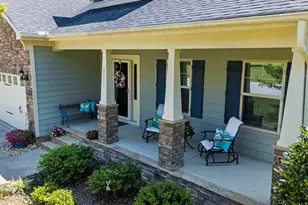 8621 Jordan Meadow Dr, Fuquay Varina, NC 27526 - Photo 4
