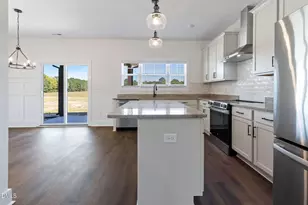1572 Eastbay Dr, Fayetteville, NC 28312 - Photo 8