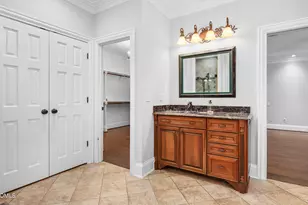 64 Pin Oak Ct, Chapel Hill, NC 27517 - Photo 56