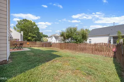 5525 Keowee Way, Raleigh, NC 27616 - Photo 36