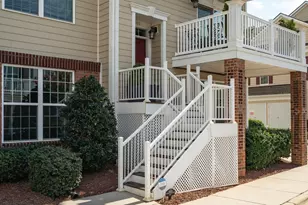 10530 Sablewood Dr, Raleigh, NC 27617 - Photo 4