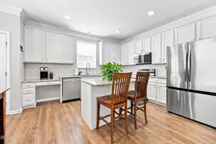 104 Touvelle Ct, Holly Springs, NC 27540 - Photo 10