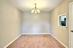 500 Umstead Dr, Chapel Hill, NC 27516 - Photo 4