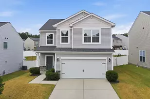3520 Massey Ridge Ct, Raleigh, NC 27616 - Photo 2
