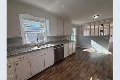 20 W Edgerton Street, Smithfield, NC 27577 - Photo 6