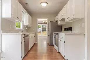 804 Hilton Dr, Fayetteville, NC 28311 - Photo 8
