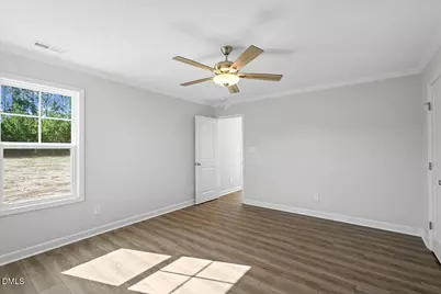 314 E Howard Street, Roseboro, NC 28382 - Photo 18