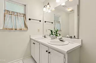 4605 Ellsmere Ln, Raleigh, NC 27604 - Photo 22