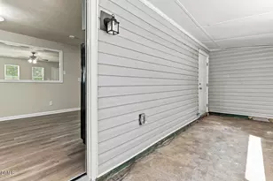 810 Felicia St, Durham, NC 27704 - Photo 20
