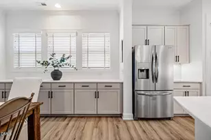 76 Abercorn Cir, Chapel Hill, NC 27516 - Photo 16