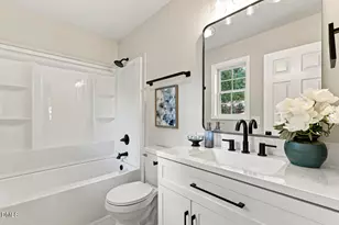 408 Crestview St, Sanford, NC 27330 - Photo 10
