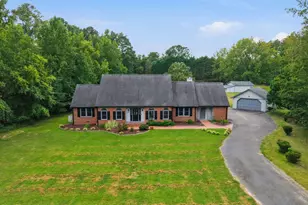 5601 Sky Ln Dr, Durham, NC 27704 - Photo 2