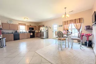 106 Savannah Dr, Reidsville, NC 27320 - Photo 6