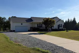 3031 Old School Rd, Four Oaks, NC 27524 - Photo 2