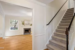 9 Lark Cir, Chapel Hill, NC 27517 - Photo 4