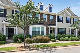 122 Spring Pine Ln, Holly Springs, NC 27540 - Photo 2